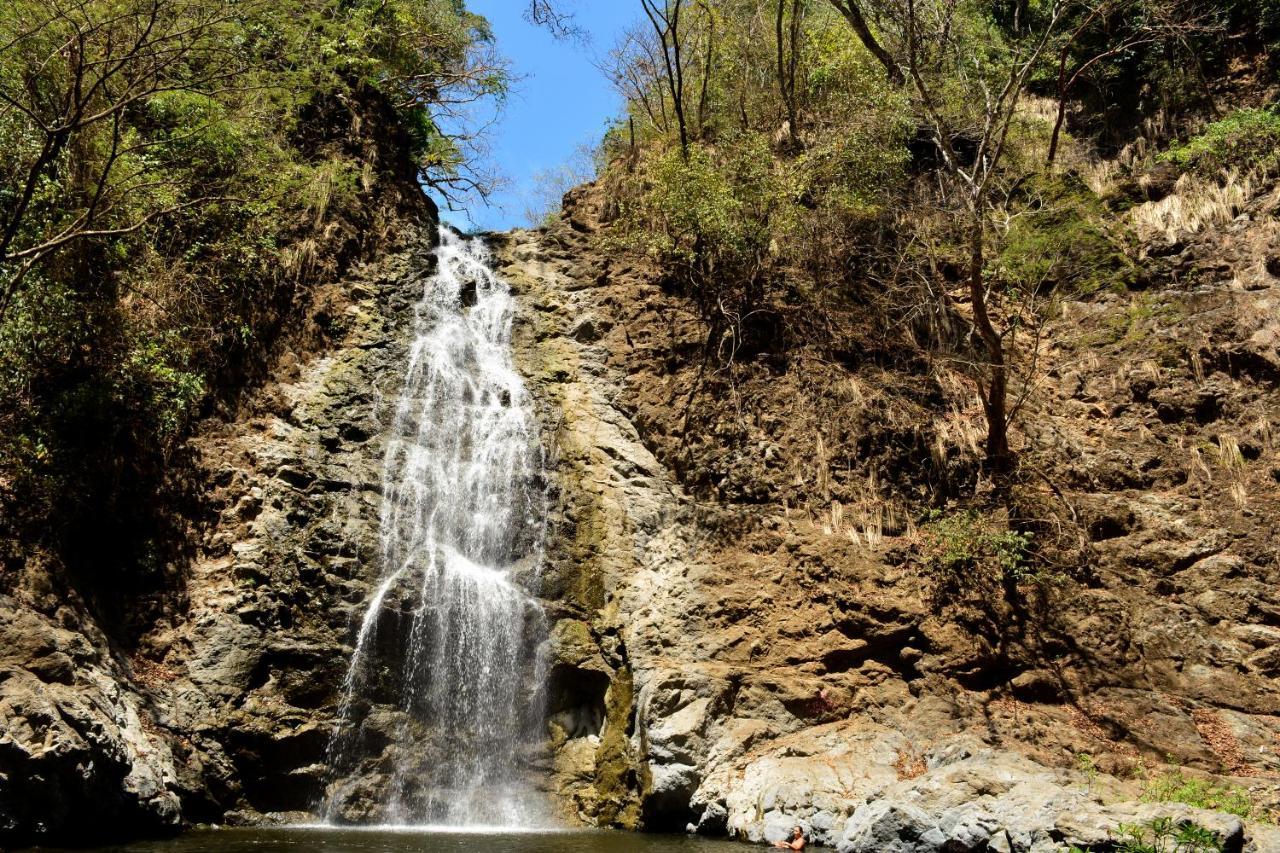 Hotel La Cascada Puntarenas Luaran gambar