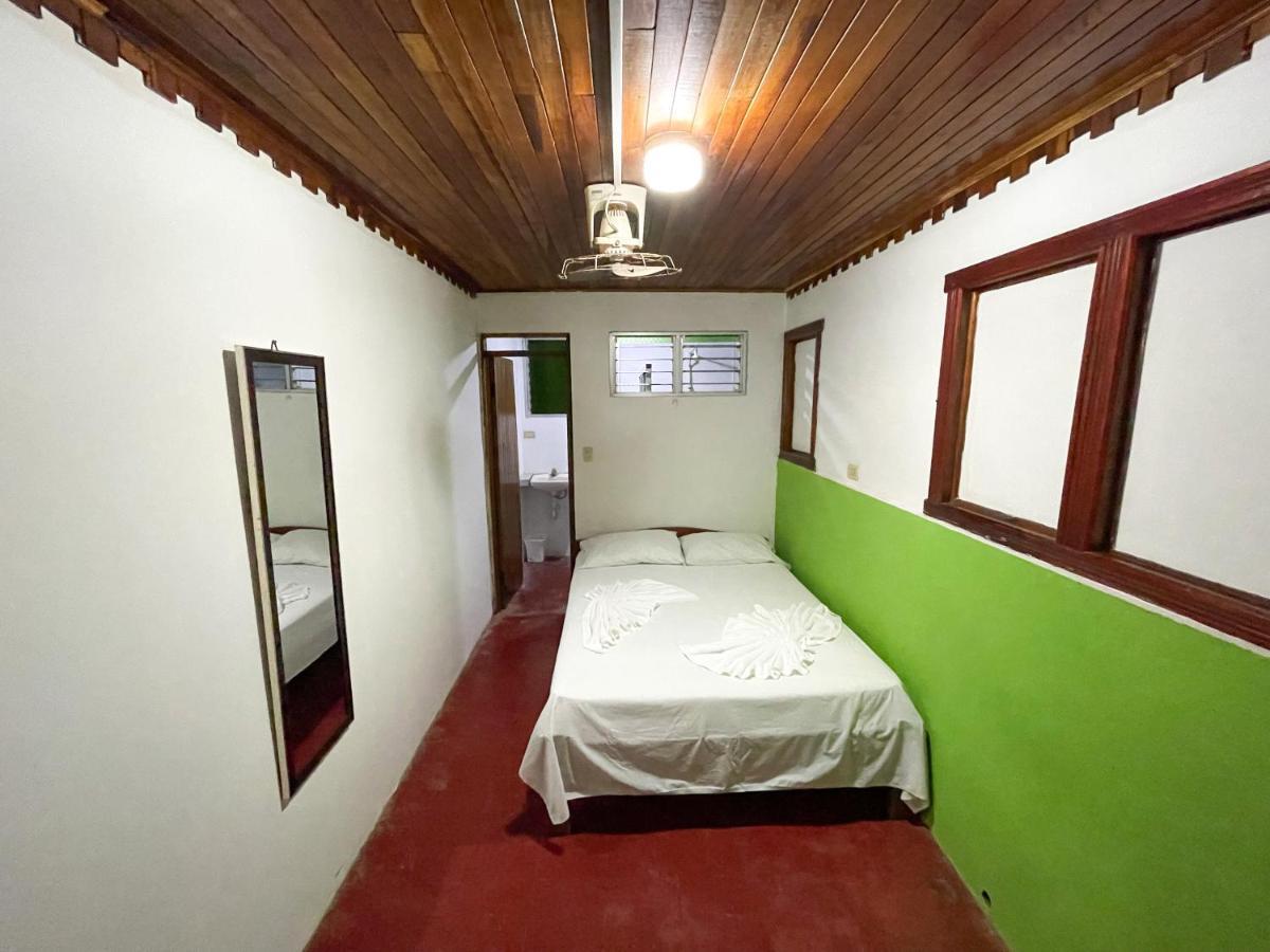 Hotel La Cascada Puntarenas Luaran gambar