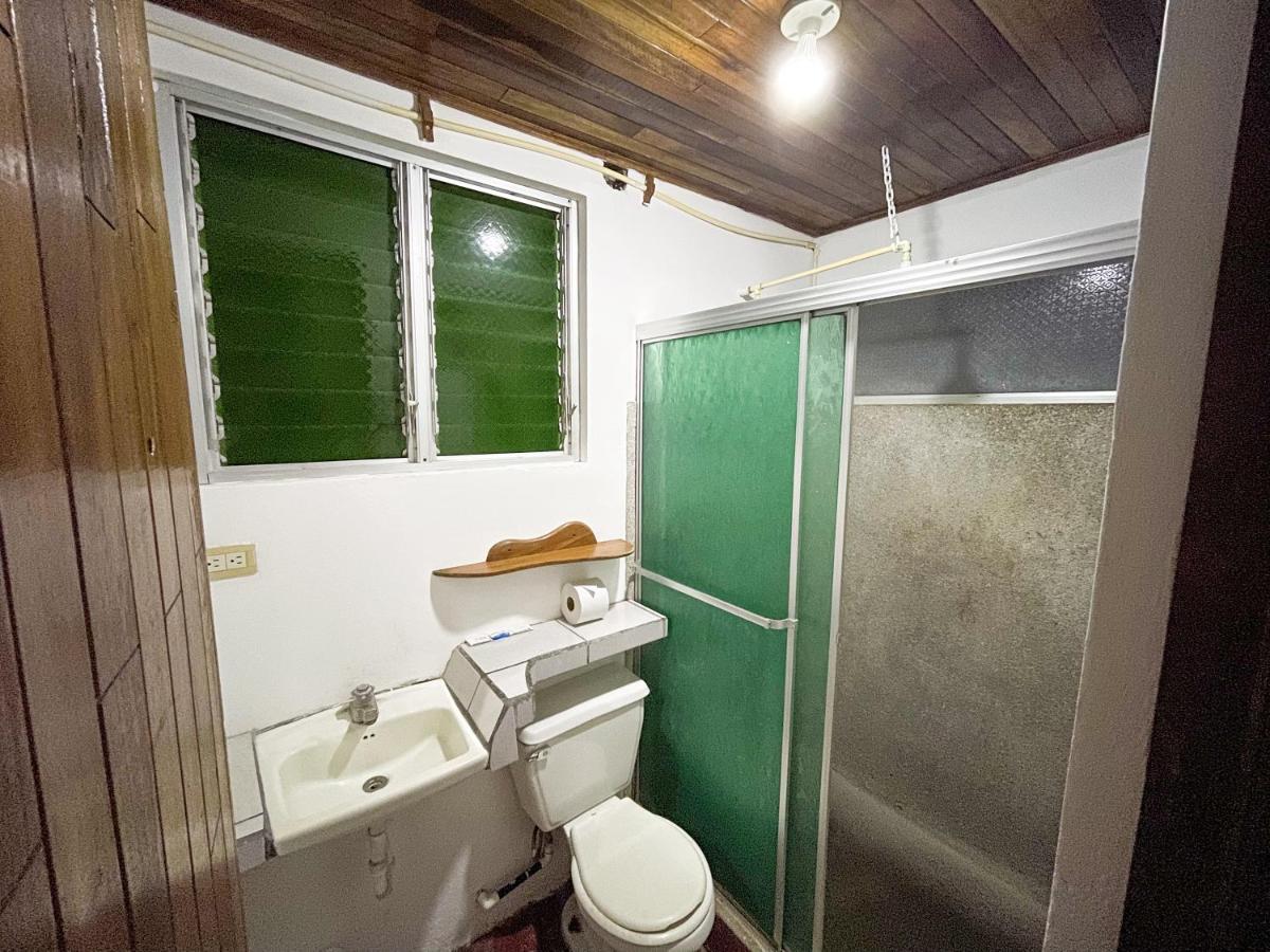Hotel La Cascada Puntarenas Luaran gambar