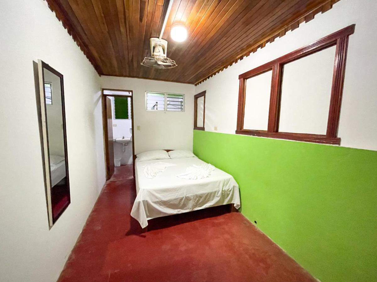 Hotel La Cascada Puntarenas Luaran gambar