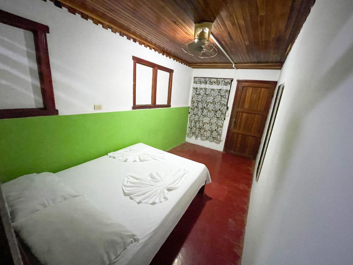 Hotel La Cascada Puntarenas Luaran gambar
